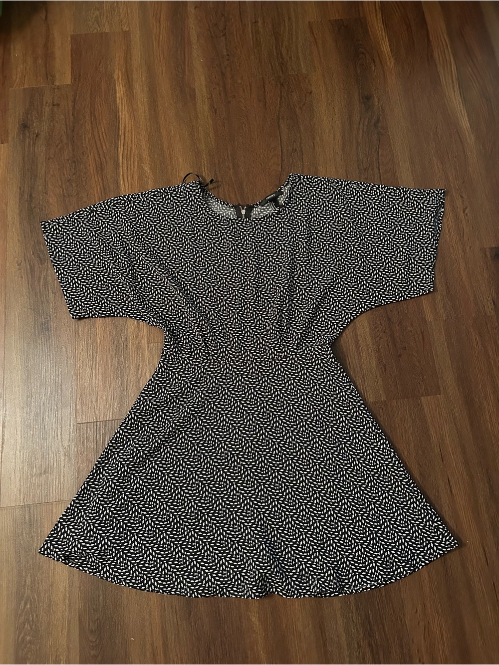 Forever 21 Black Geometric Patterned Fit & Flare Mini Dress Small